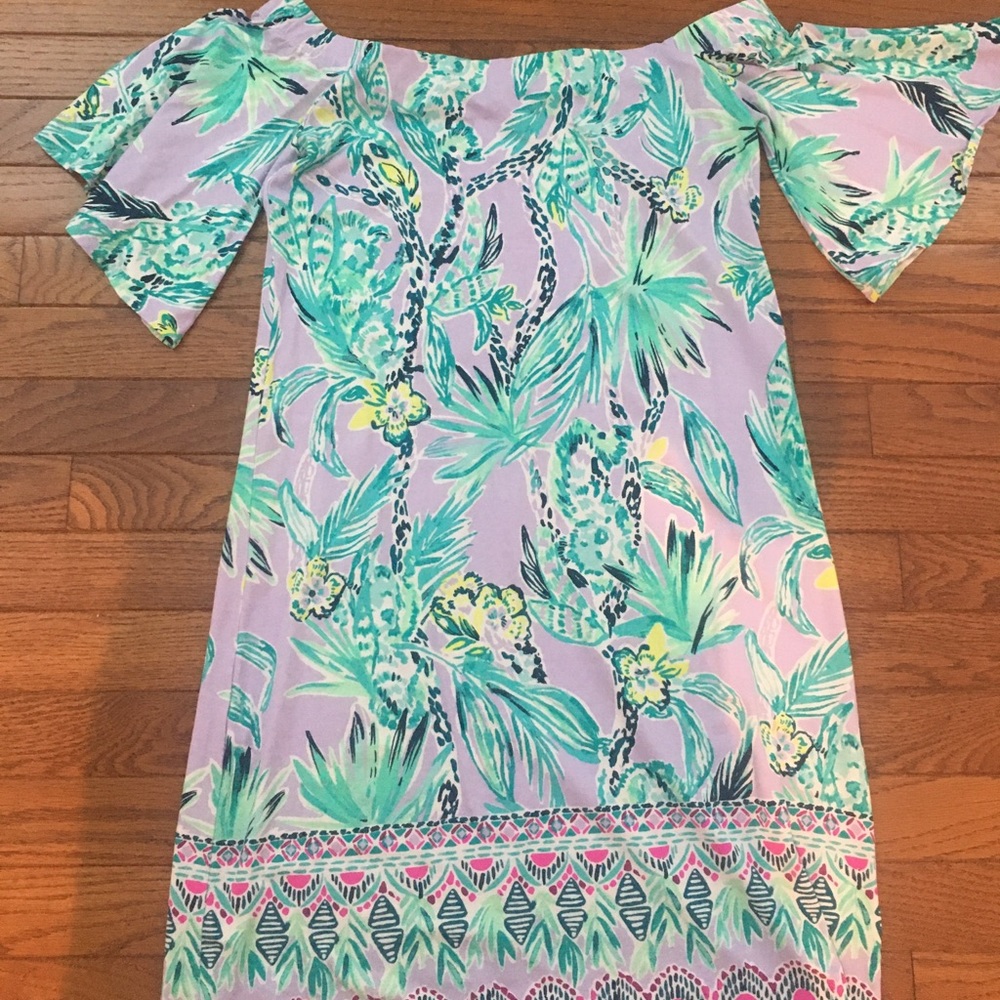 Lilly Pulitzer off shoulder dress size small